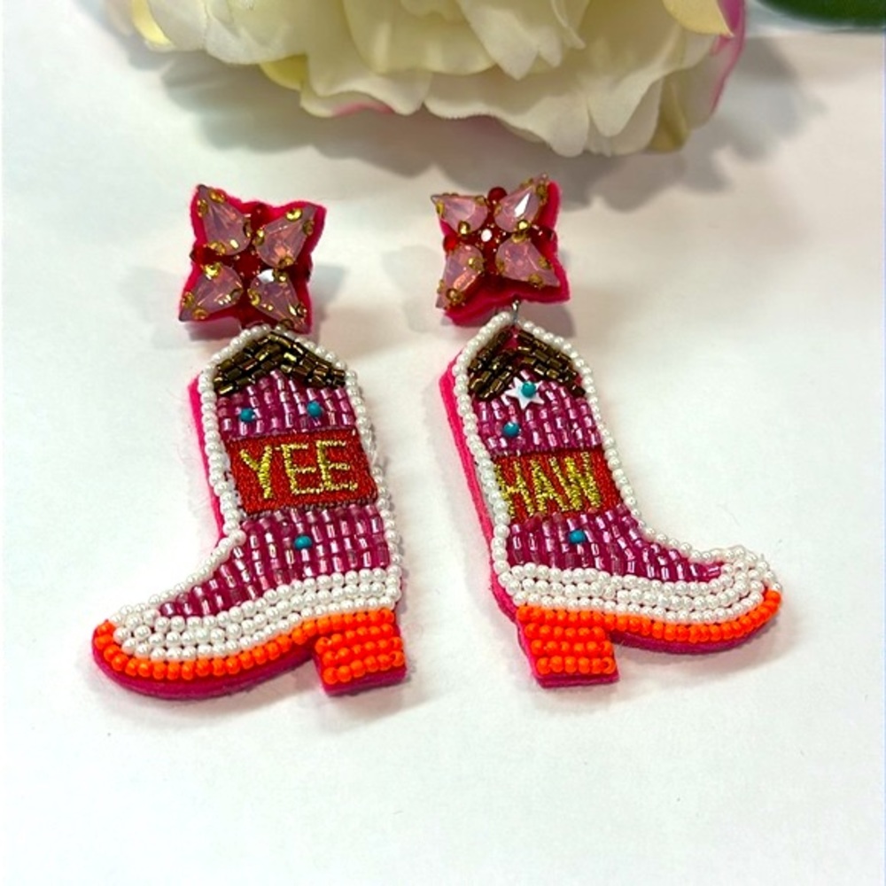 Pink and orange Beaded cowgirl boots earrings!